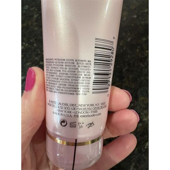 Estée Lauder Soft Clean Moisture Rich Foaming Cleanser 4.2 oz - Picture 5 of 5